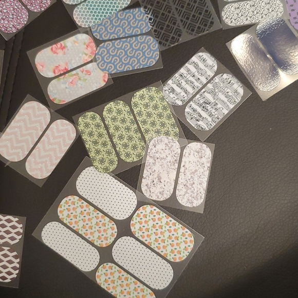 3/$10 mix&match Pedi packs Jamberry wraps - Picture 5 of 5
